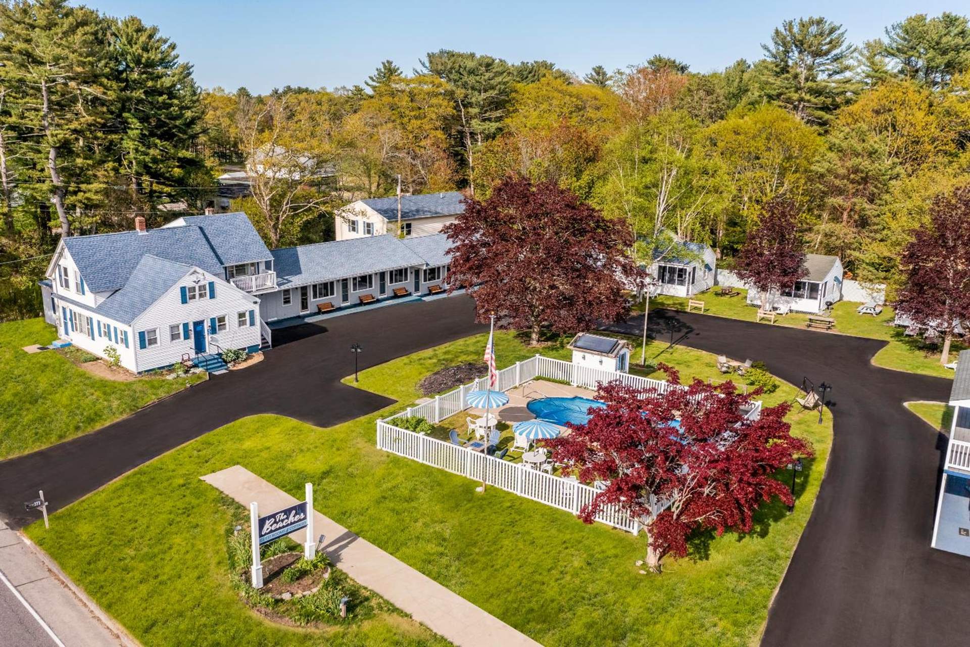 The Beaches Guestrooms and Cottages