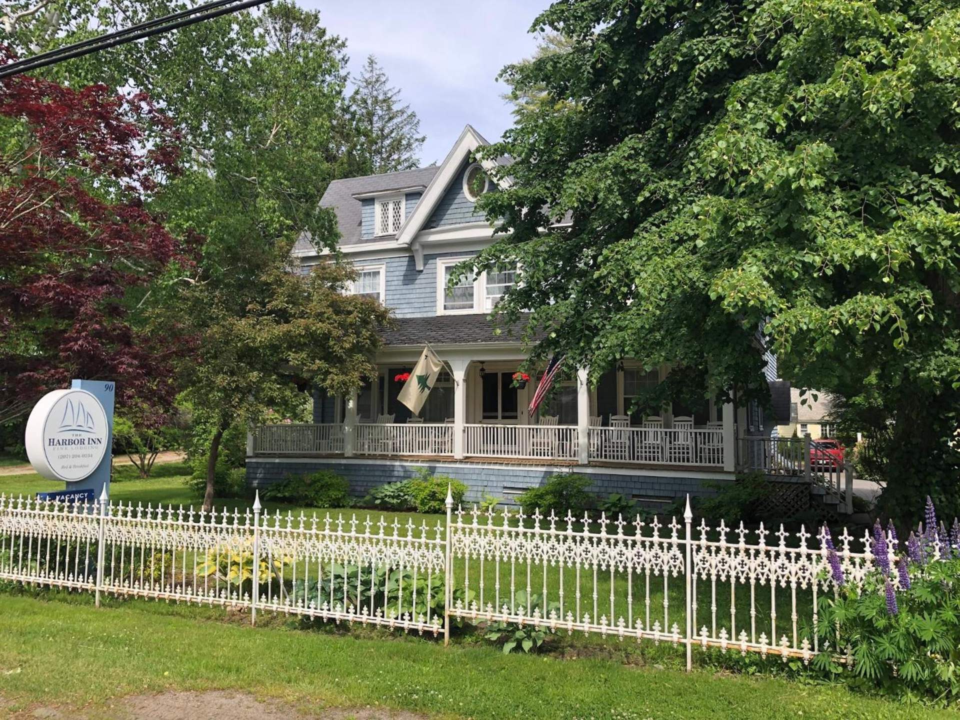 The Harbor Inn