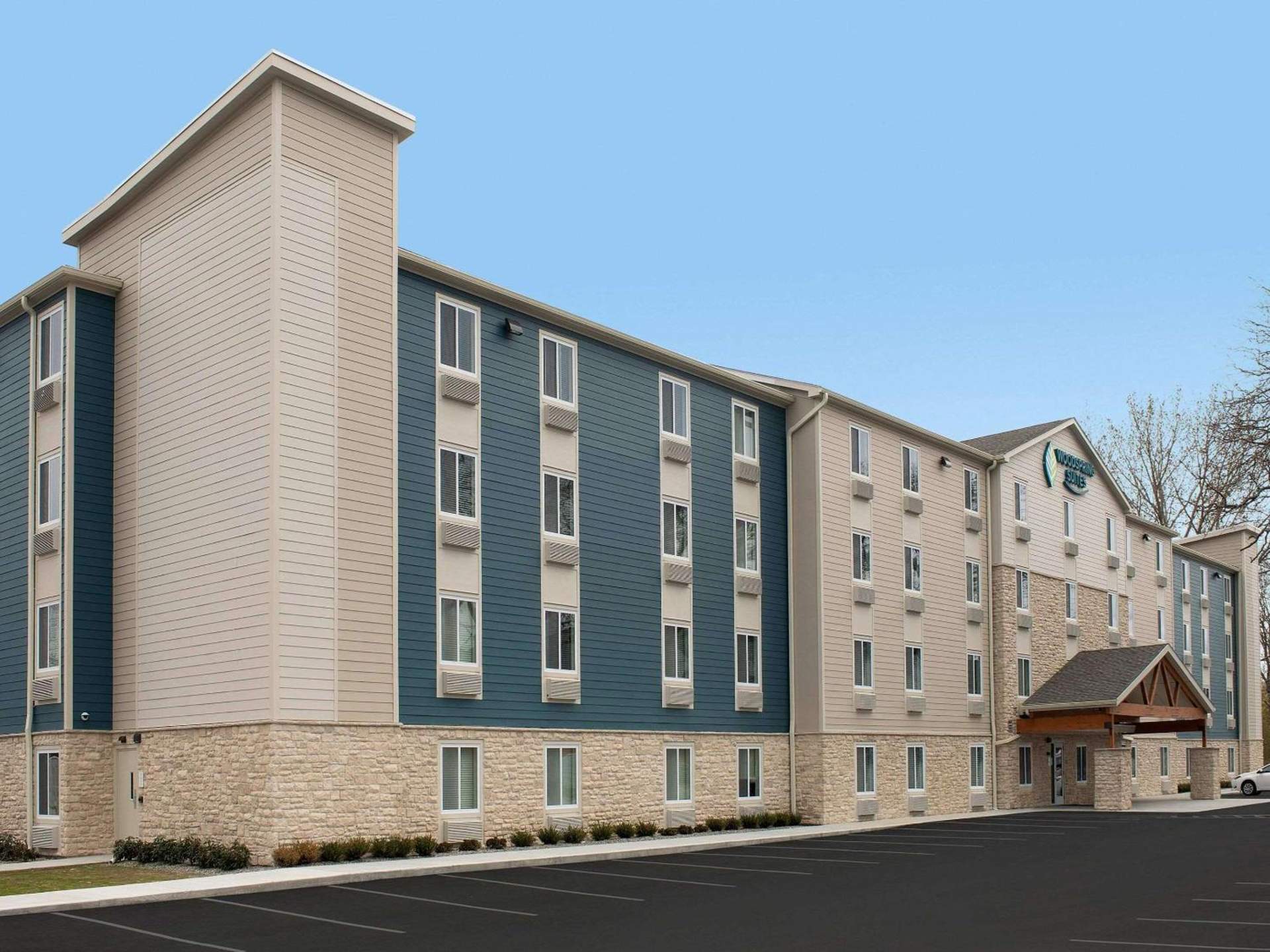 WoodSpring Suites Gilbert - Mesa Gateway Airport