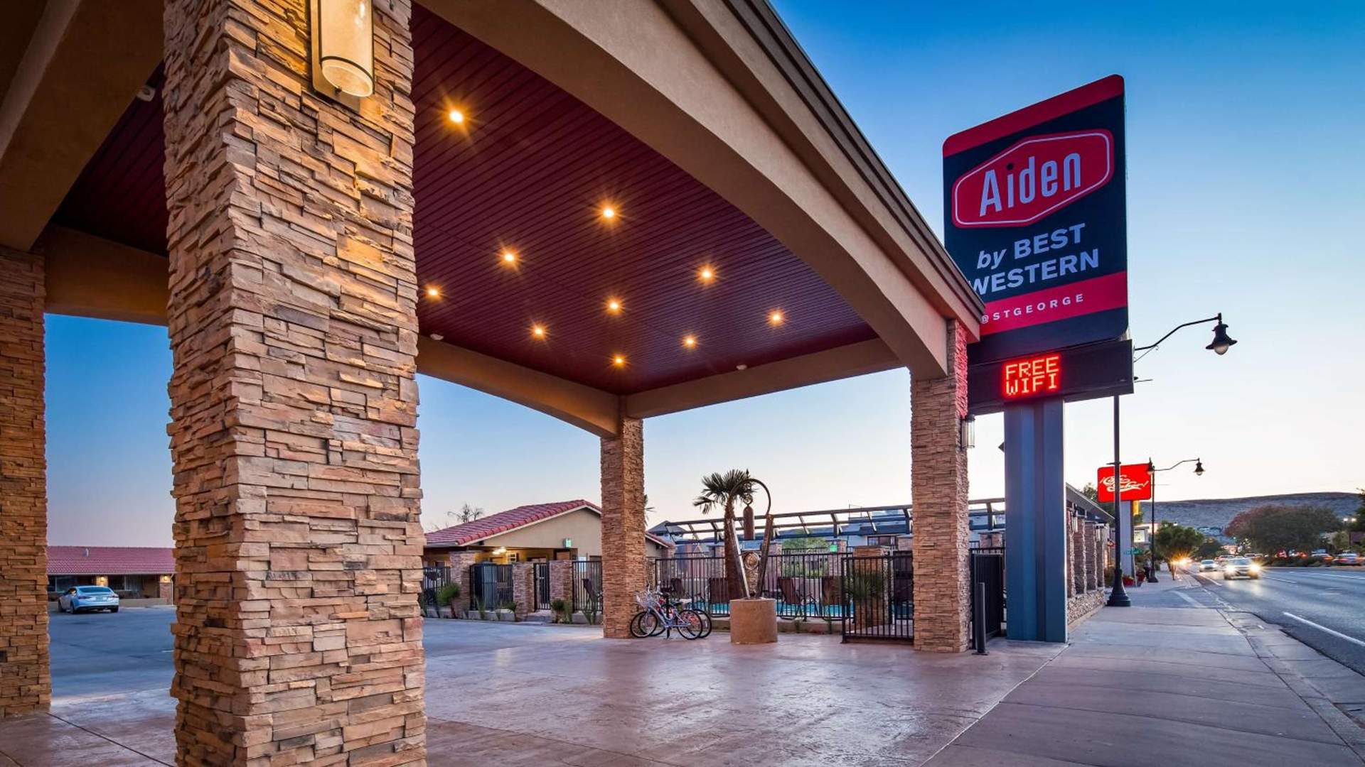 Aiden by Best Western St George