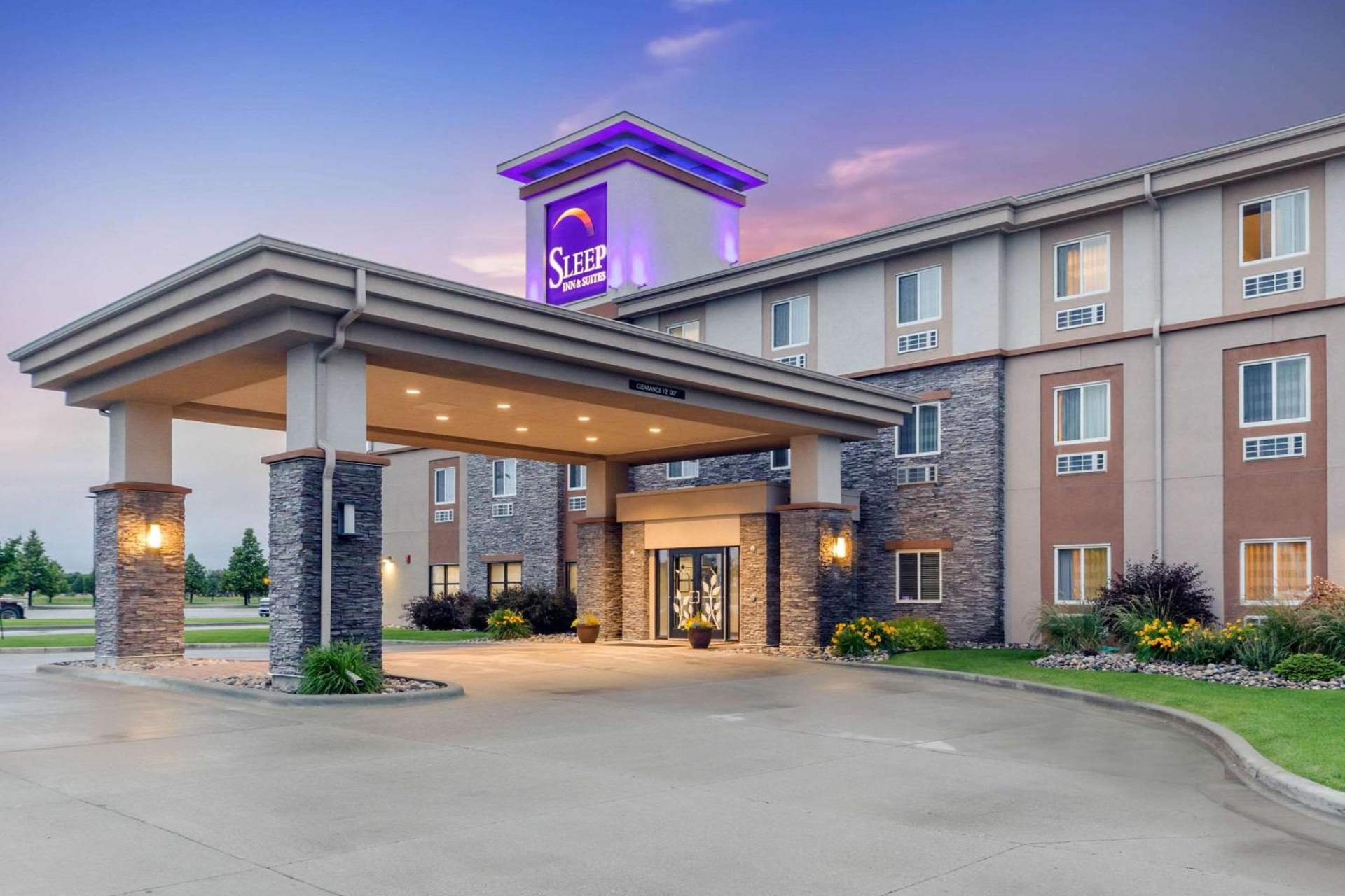 Sleep Inn & Suites Grand Forks Near Alerus Center