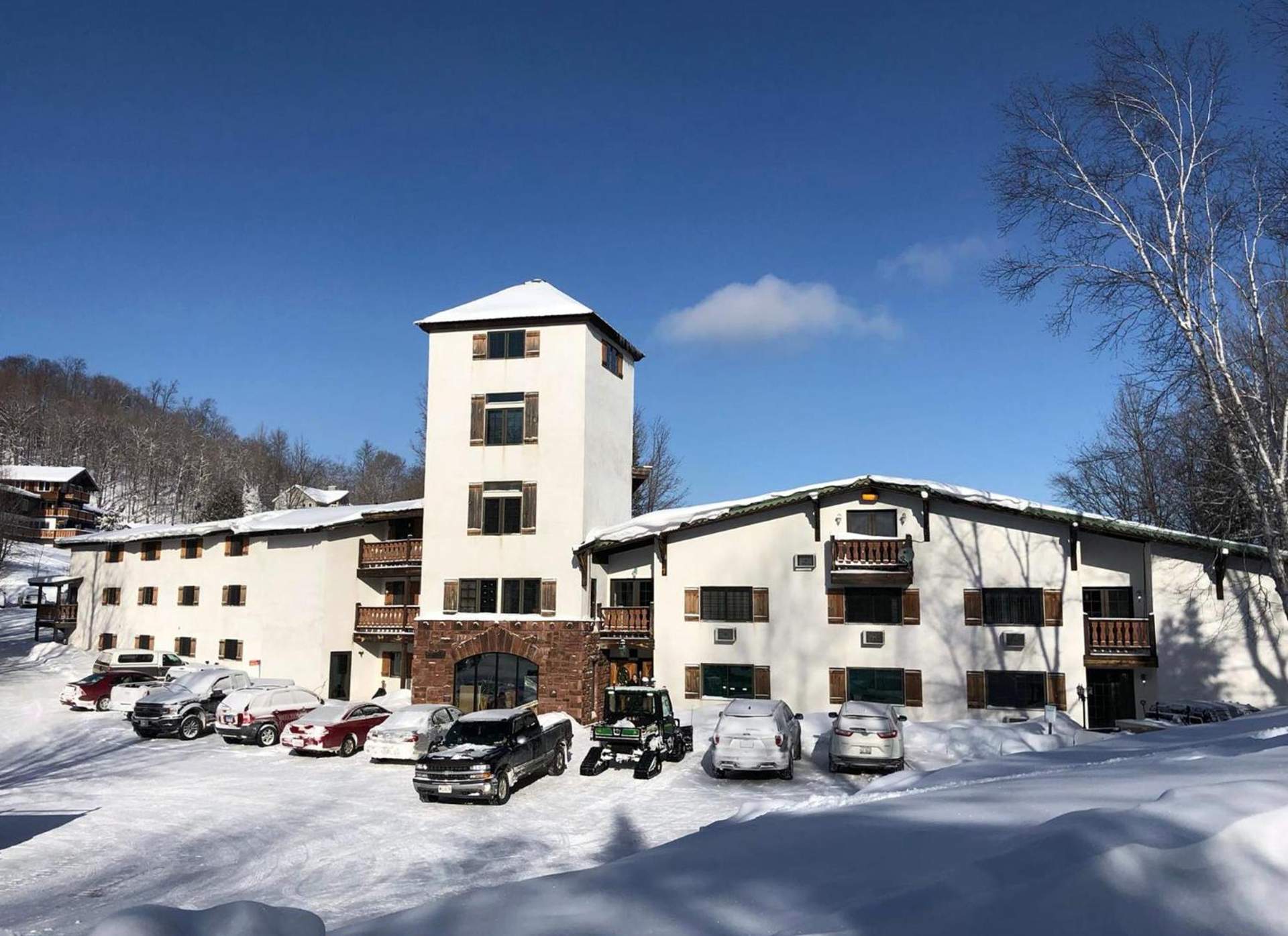 Whitecap Mountains Resort