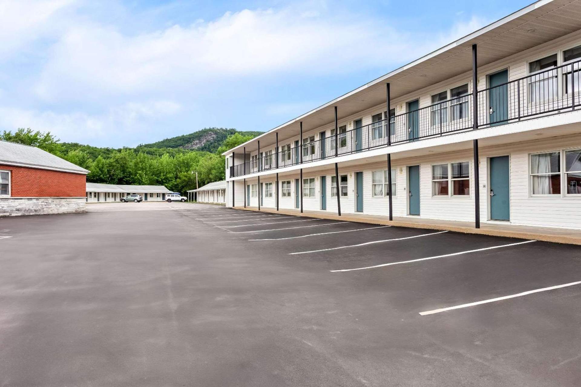 Quality Inn & Suites Gorham Riverside