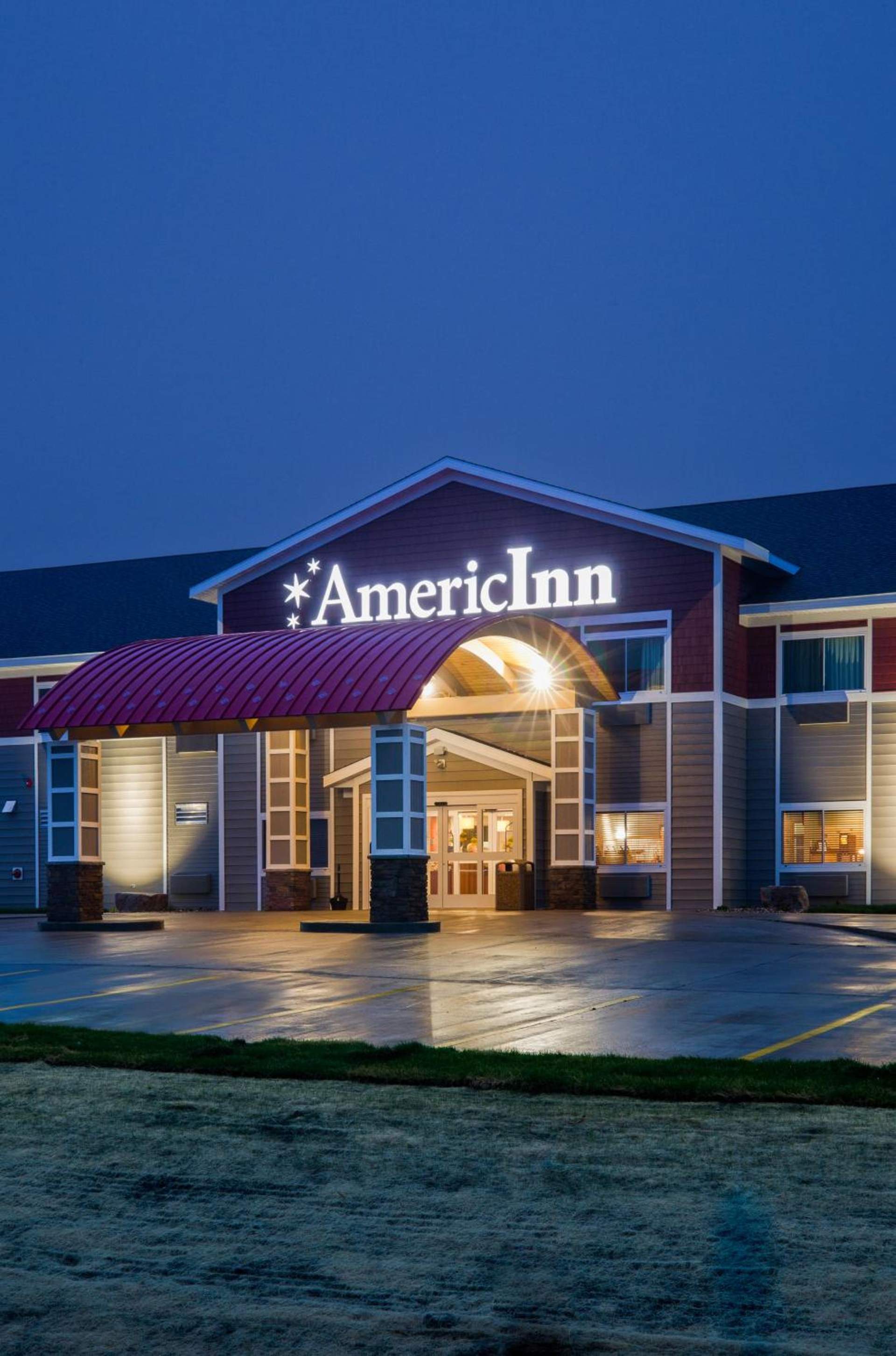 AmericInn by Wyndham Sibley