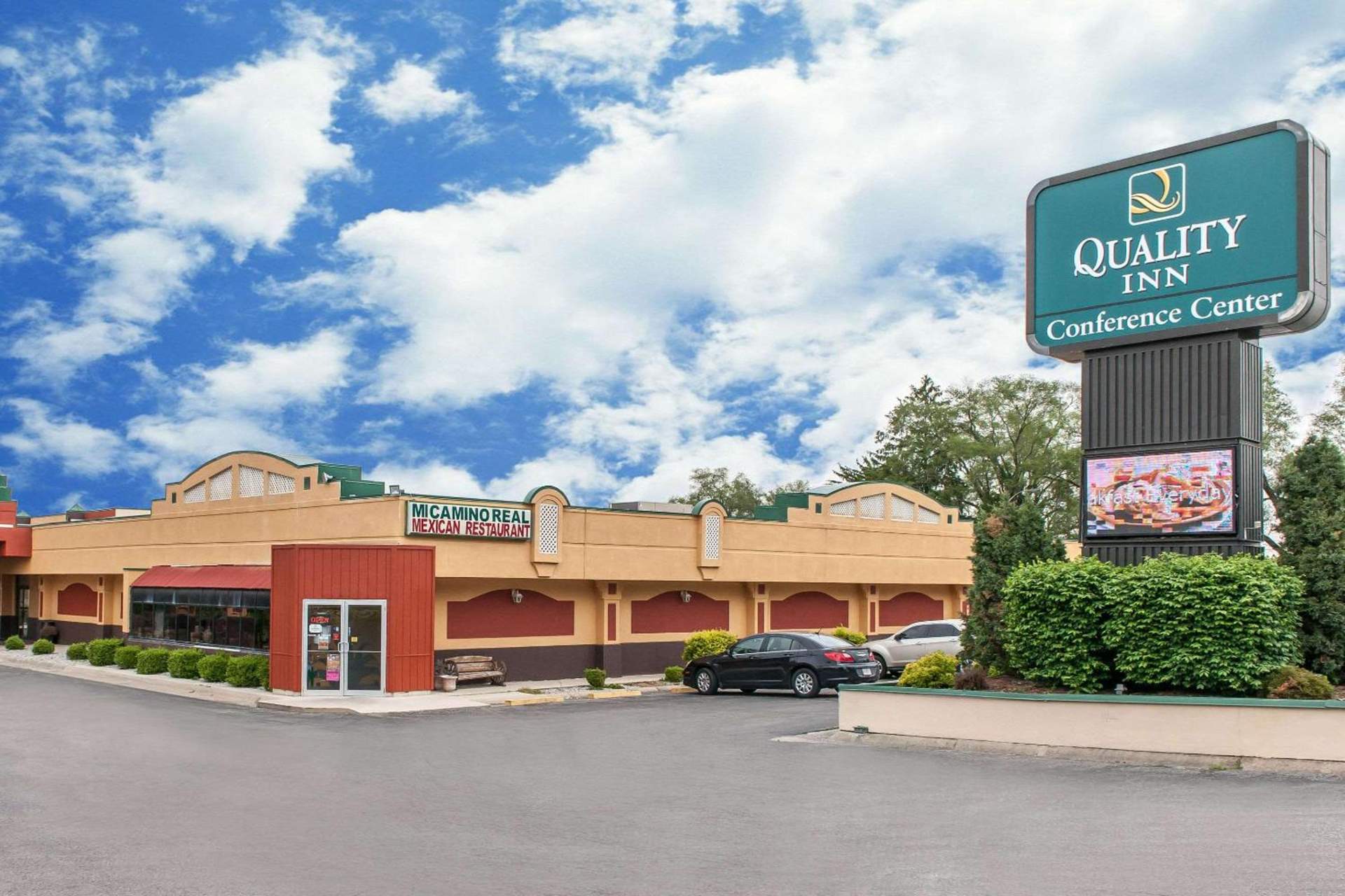 Quality Inn Conference Center Logansport