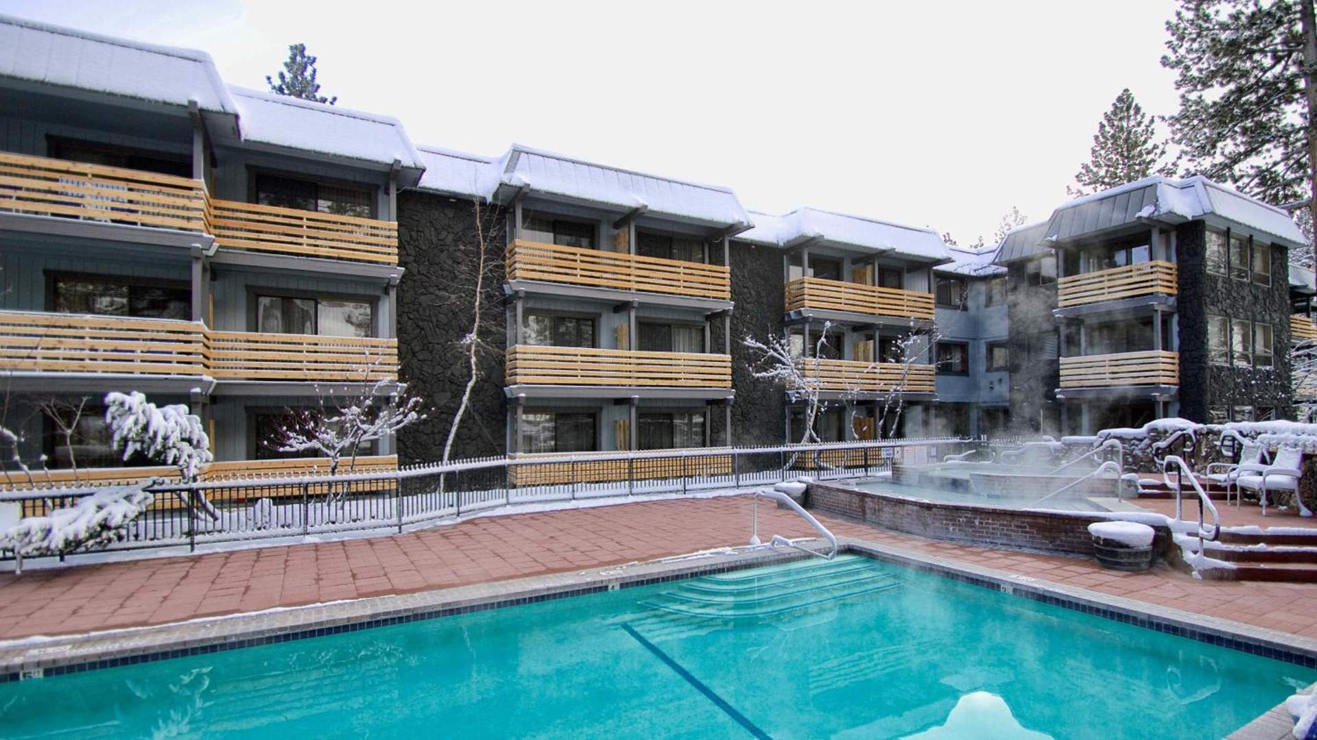 Hotel Azure