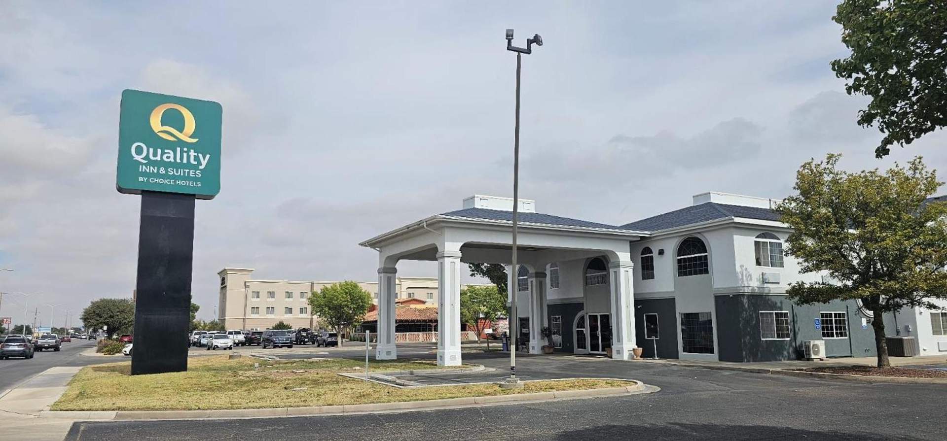 Quality Inn & Suites Roswell North