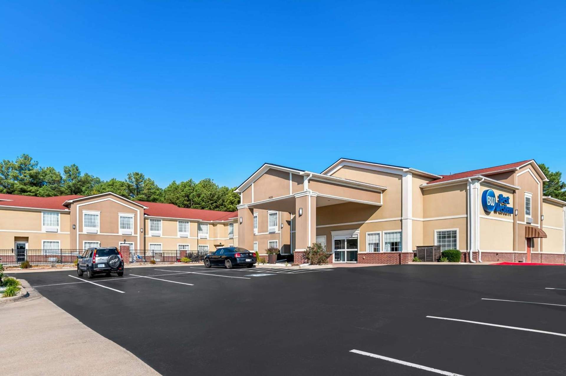 Best Western Sherwood Inn & Suites