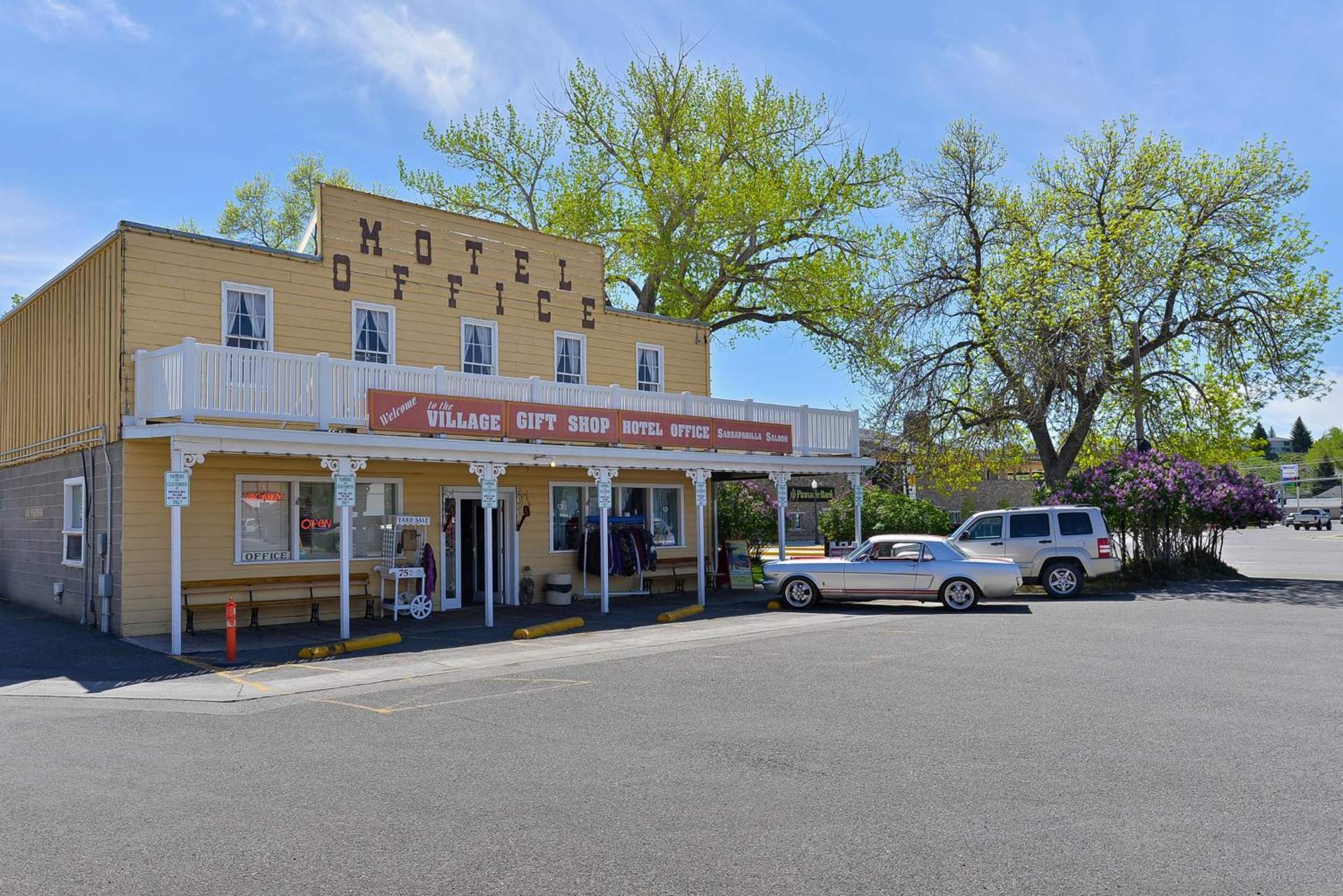 Buffalo Bill Cabin Village