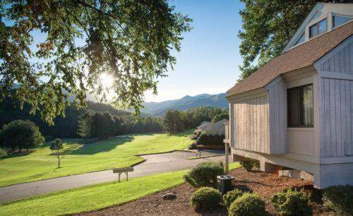 Mountain Loft Resort - Lake Lure, NC