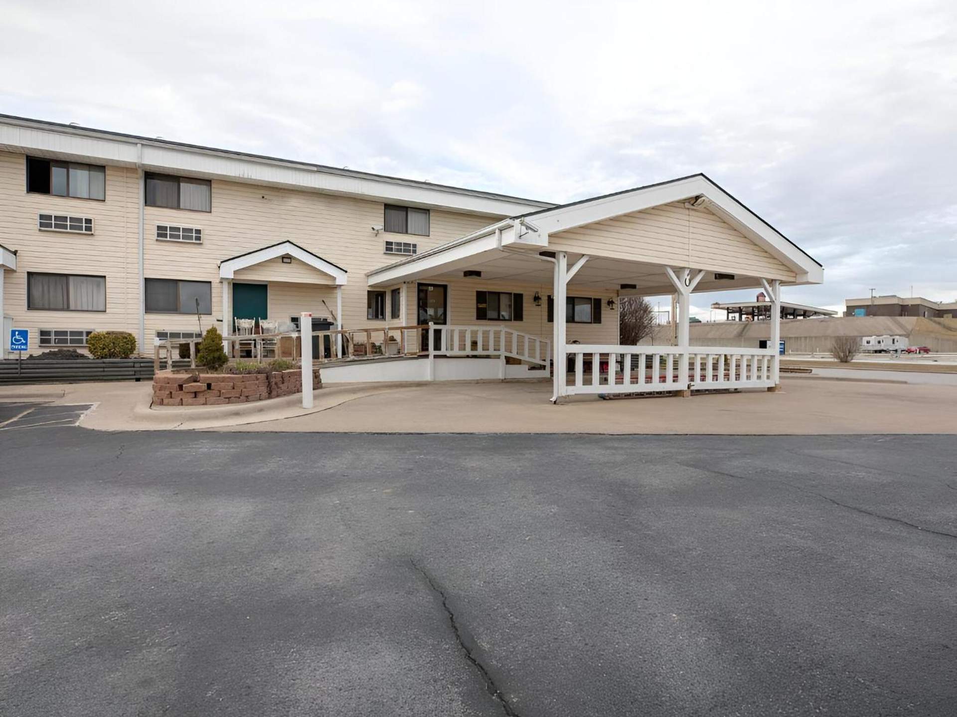 American Inn Ozark