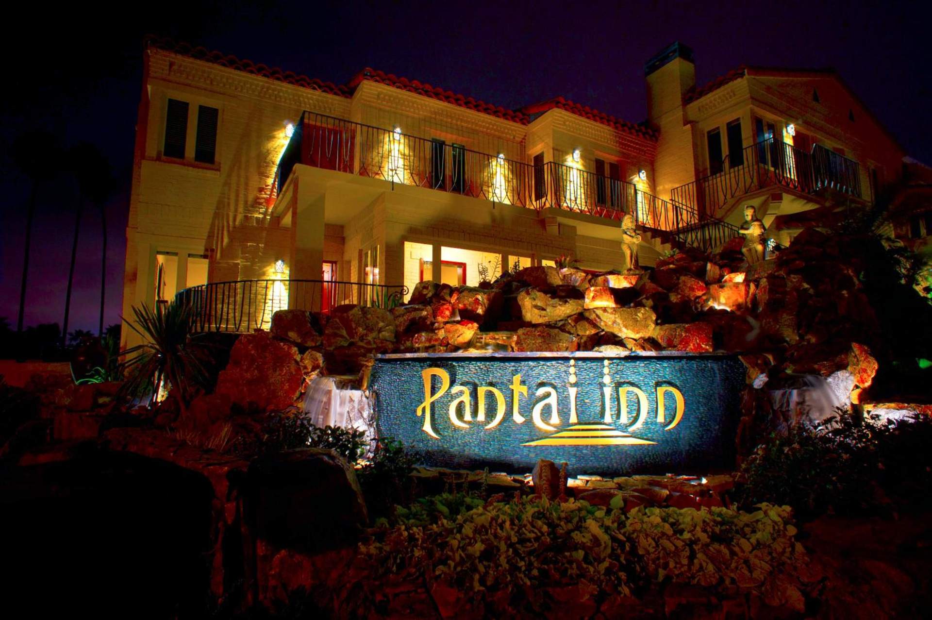 Pantai Inn