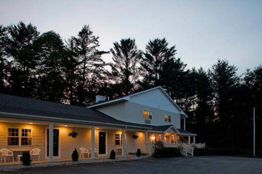 Golden Apple Inn