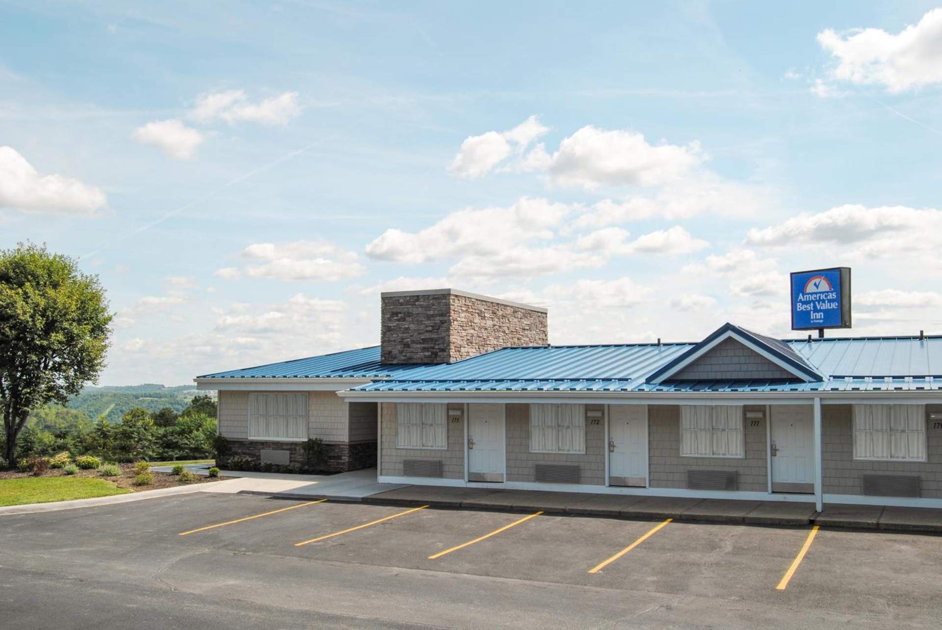 Americas Best Value Inn & Suites St Clairsville Wheeling