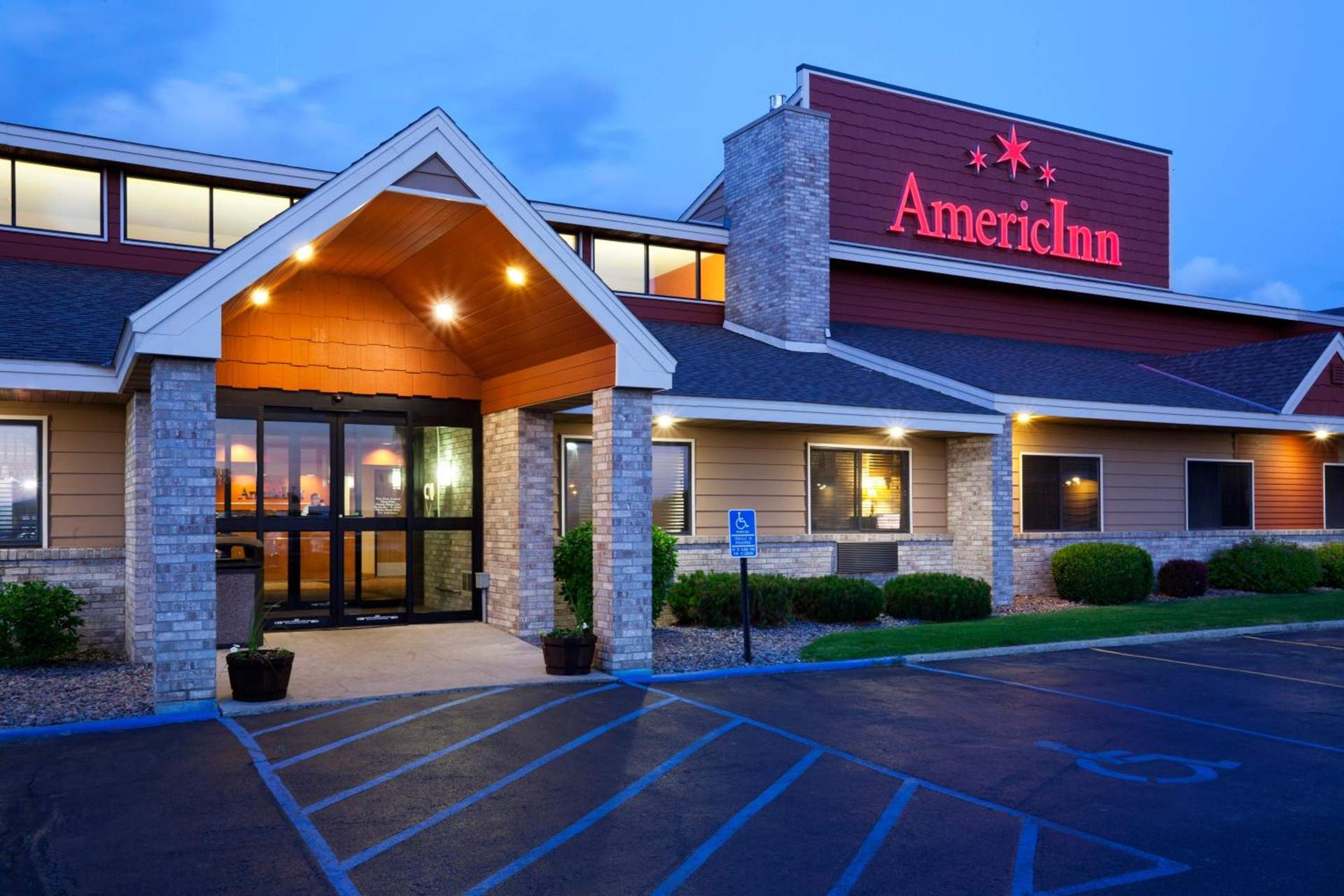 AmericInn by Wyndham Fergus Falls Conference Center