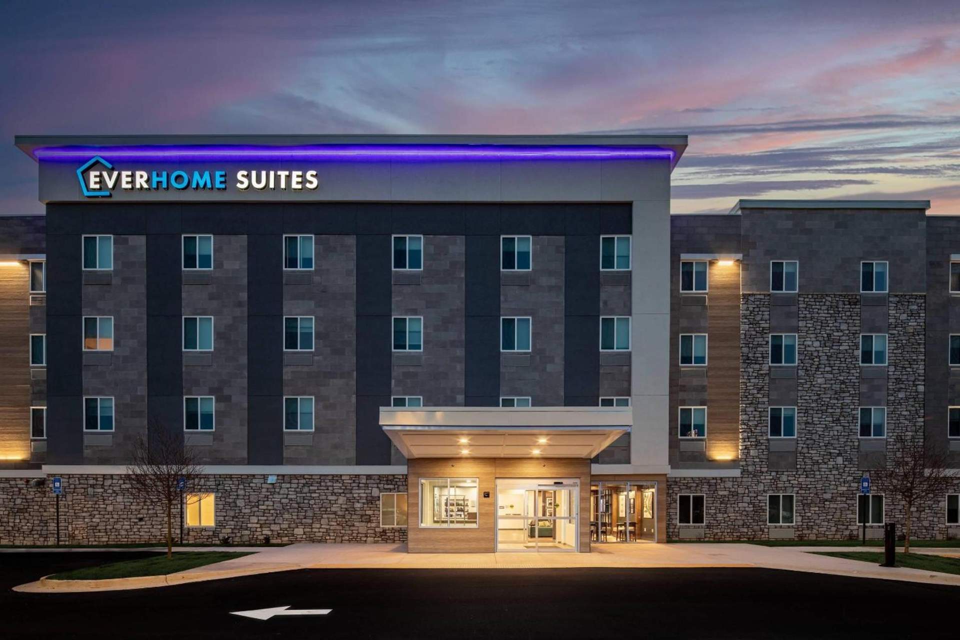 Everhome Suites Clarksville Ft Campbell Area by Choice Hotels
