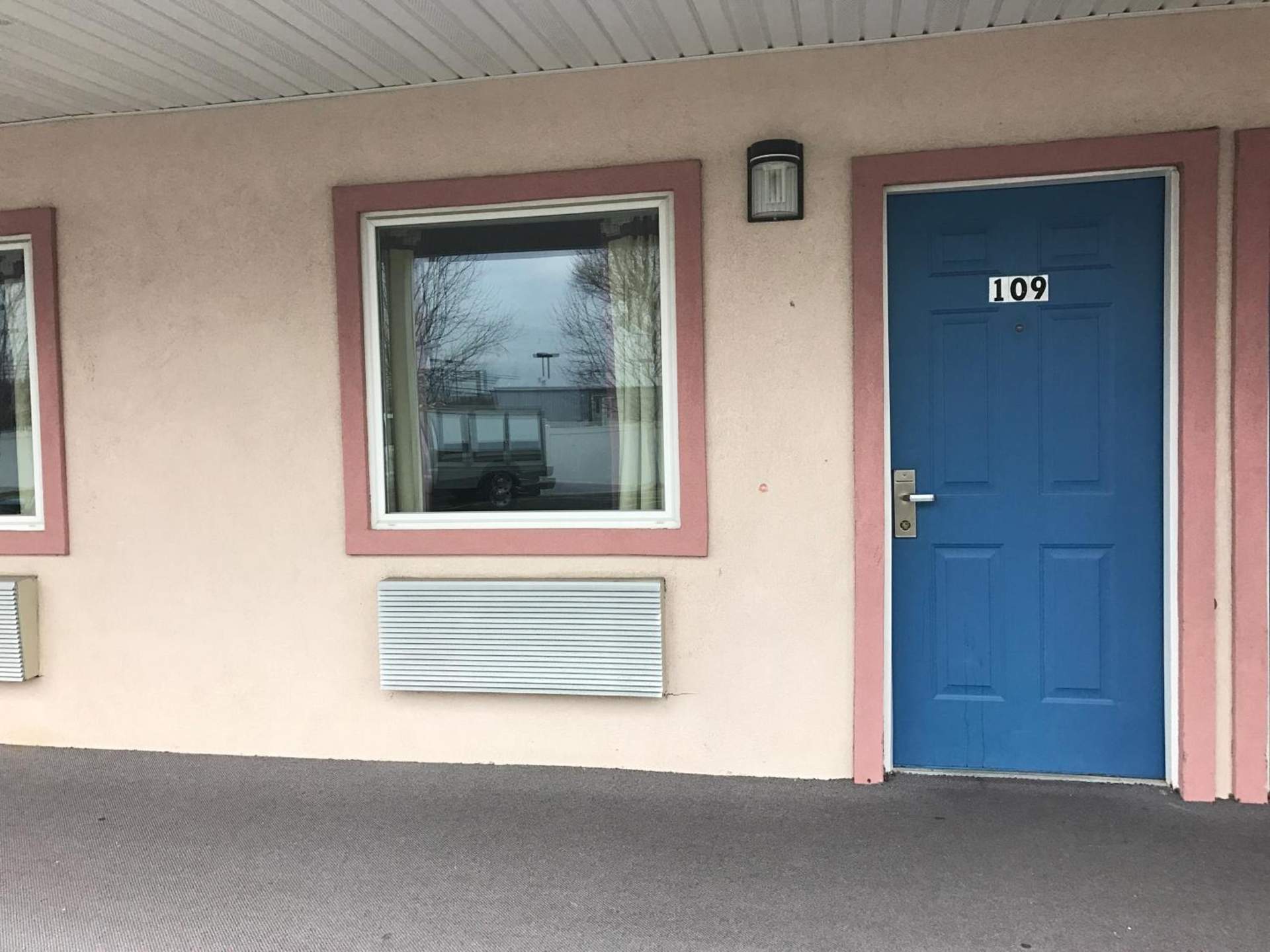 Mayfair Motel
