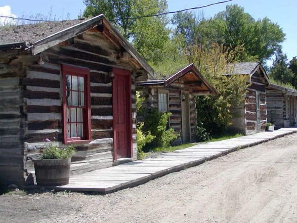 Nevada City Hotel