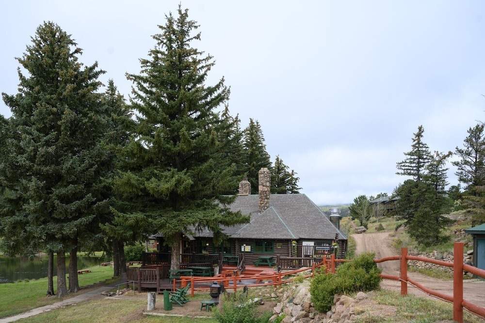 Beaver Meadows Resort Ranch