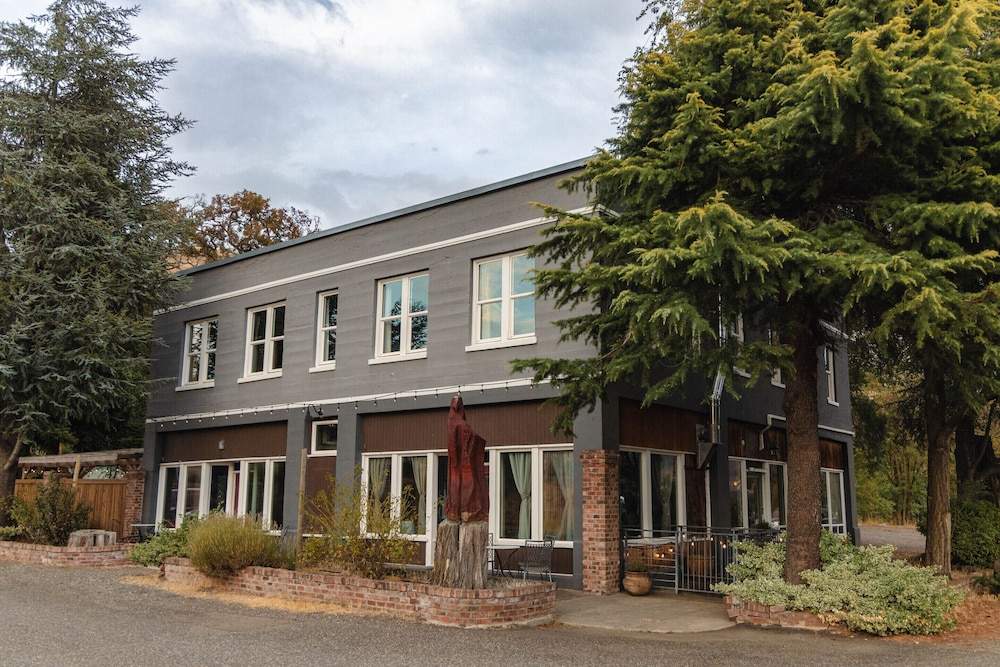 The Lyle Hotel