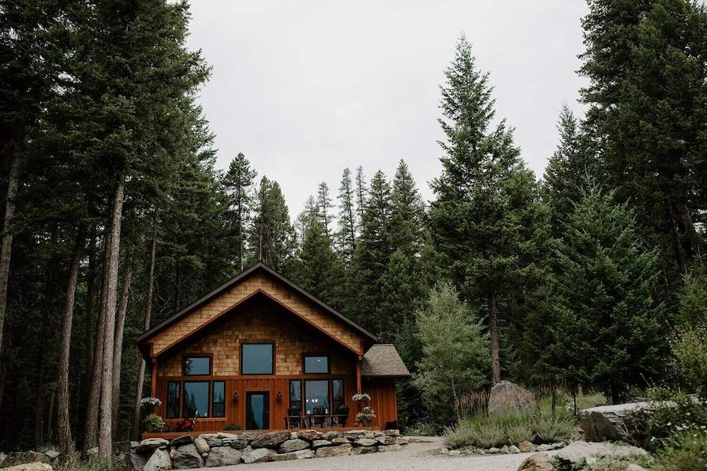 Mountainside Lodging & Retreats