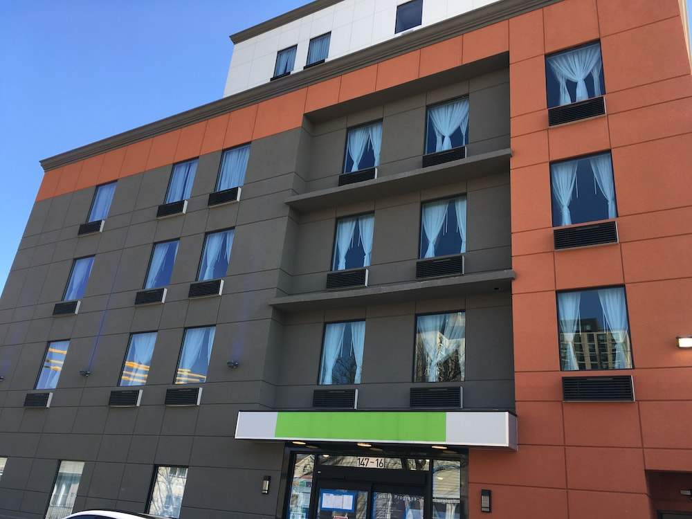 Magna Hotel