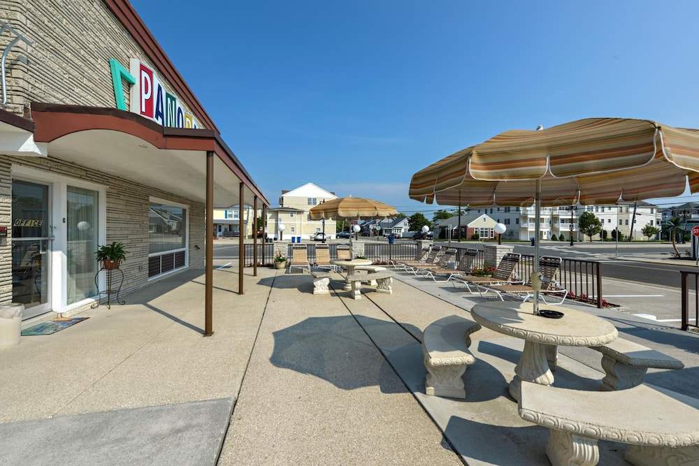 Panoramic Motel & Apartments