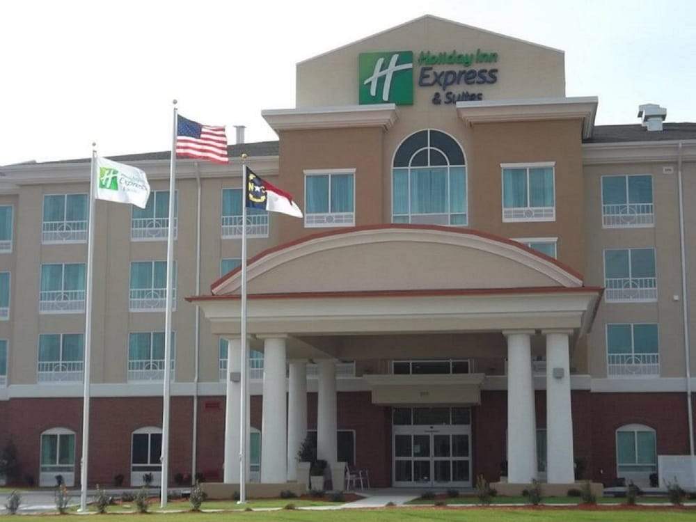 Holiday Inn Express Hotel & Suites Smithfield - Selma I -95 by IHG
