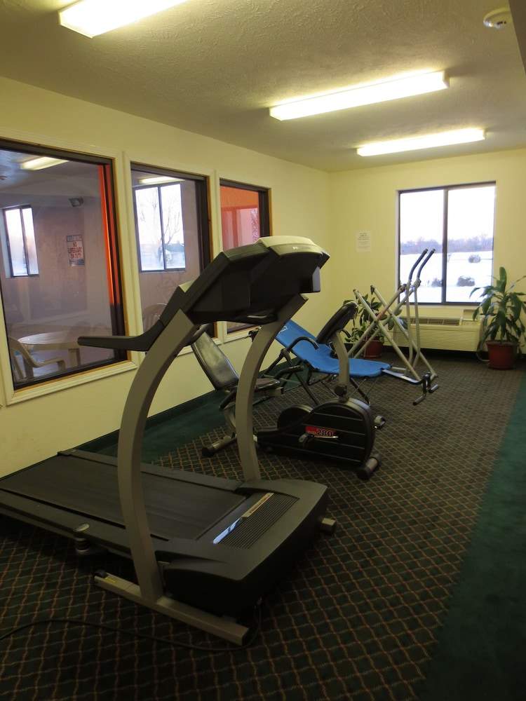 Pinckeyville Inn and Suites