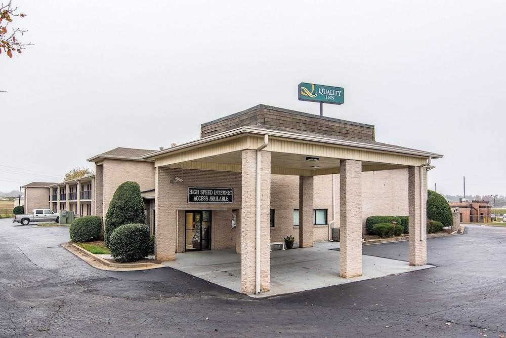 Quality Inn Oakwood - Gainesville