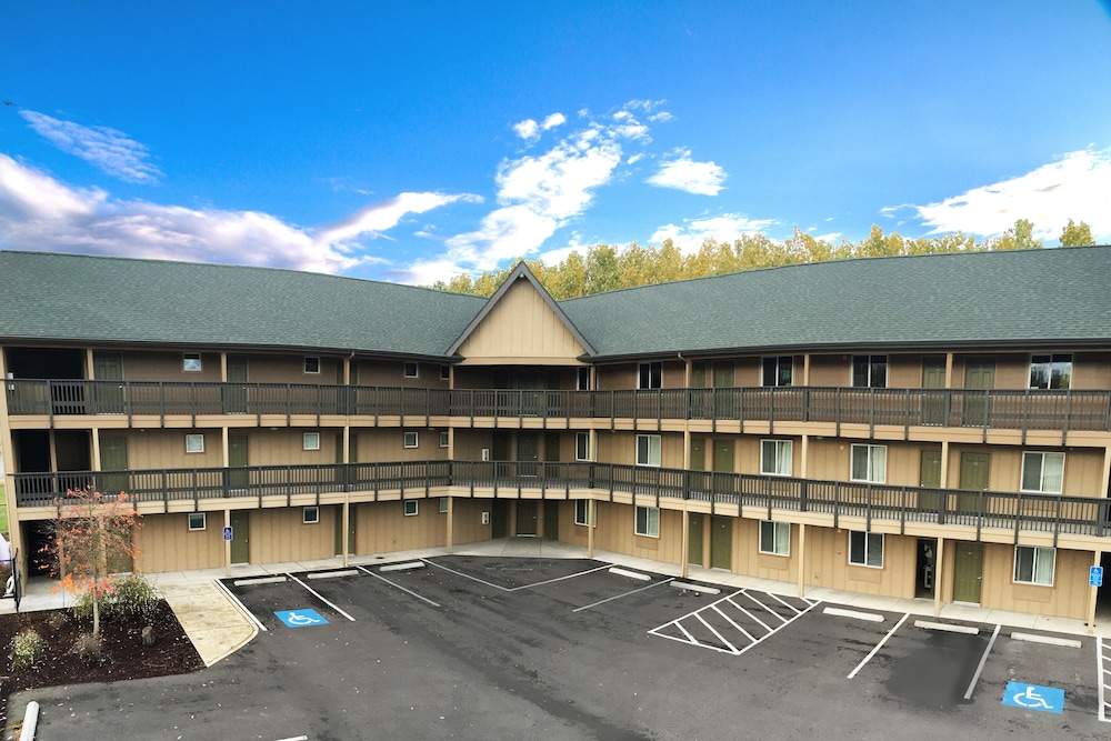 Life Northwest RV sites and Lodging