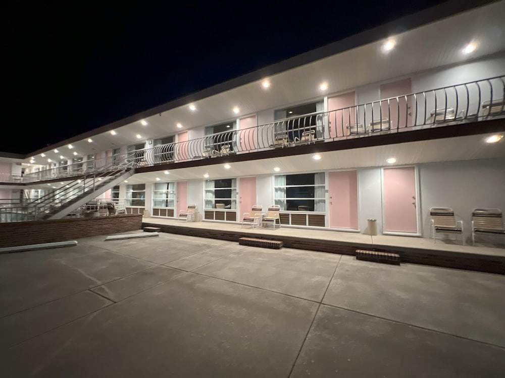 Ivan Hoe Motel