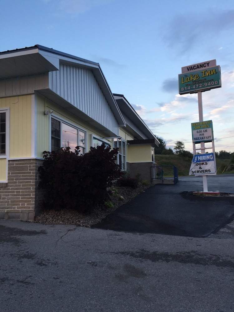 Lake Inn and Restaurant