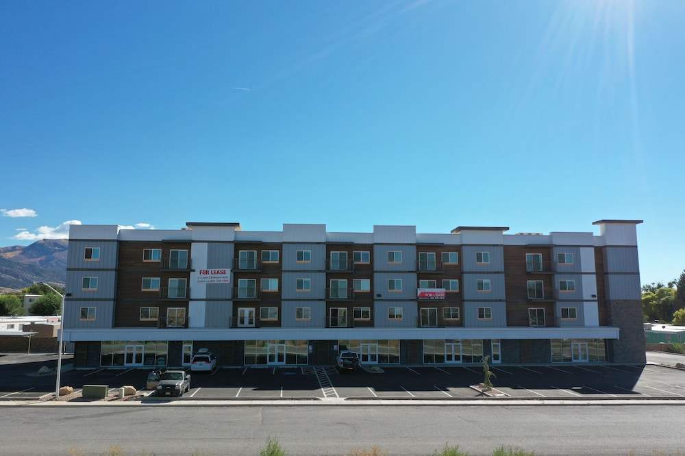 Nordic Pointe