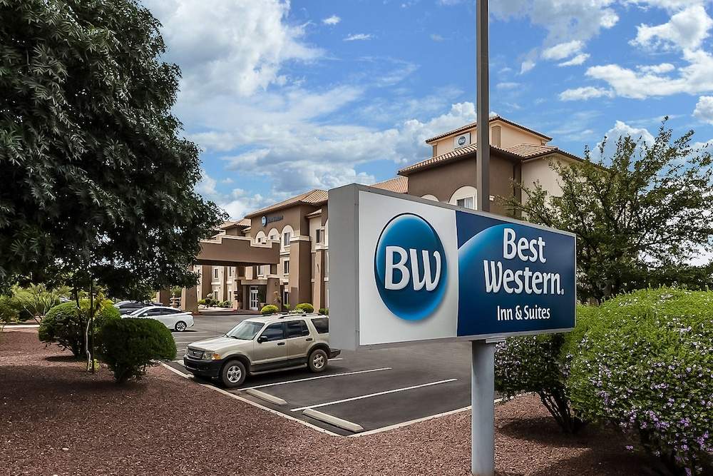 Best Western Douglas Inn & Suites