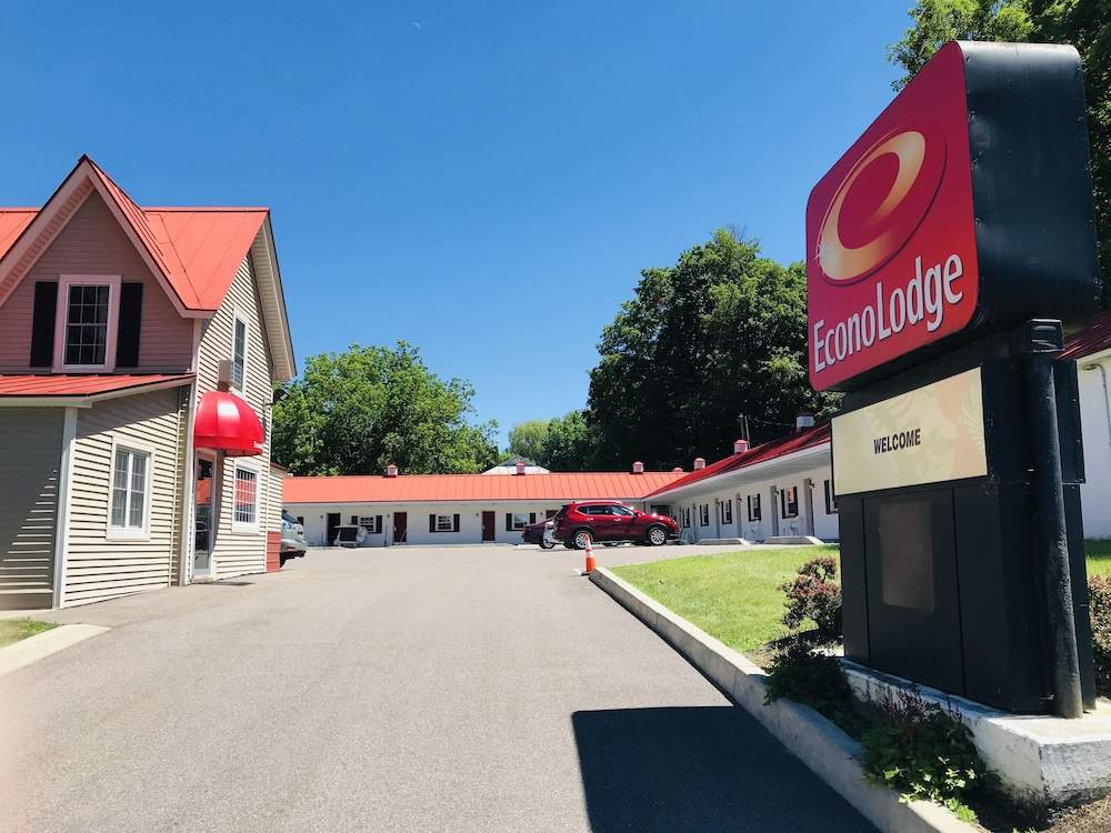 Econo Lodge Saint Albans