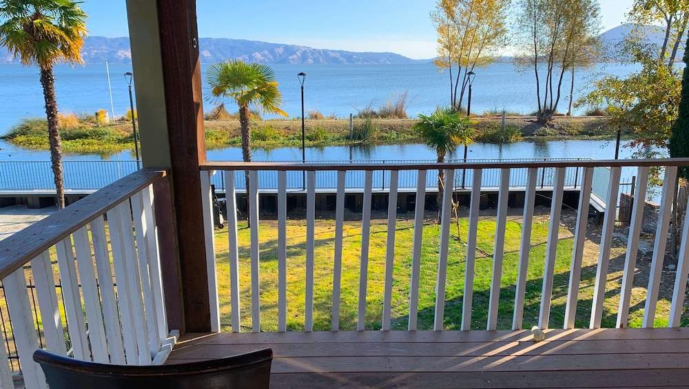 Anchorage Inn Lakeport