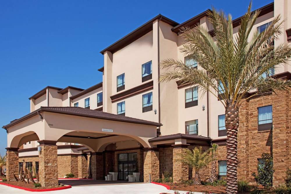 Wyndham Lake Charles Casino Area