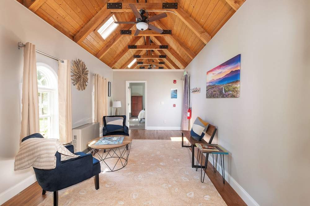 TuckAway Suites at East Branch