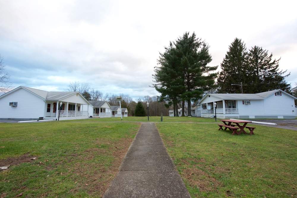 Myer Motel