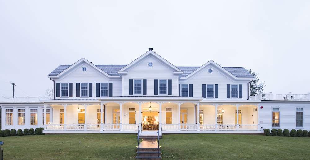 The Quogue Club at Hallock House