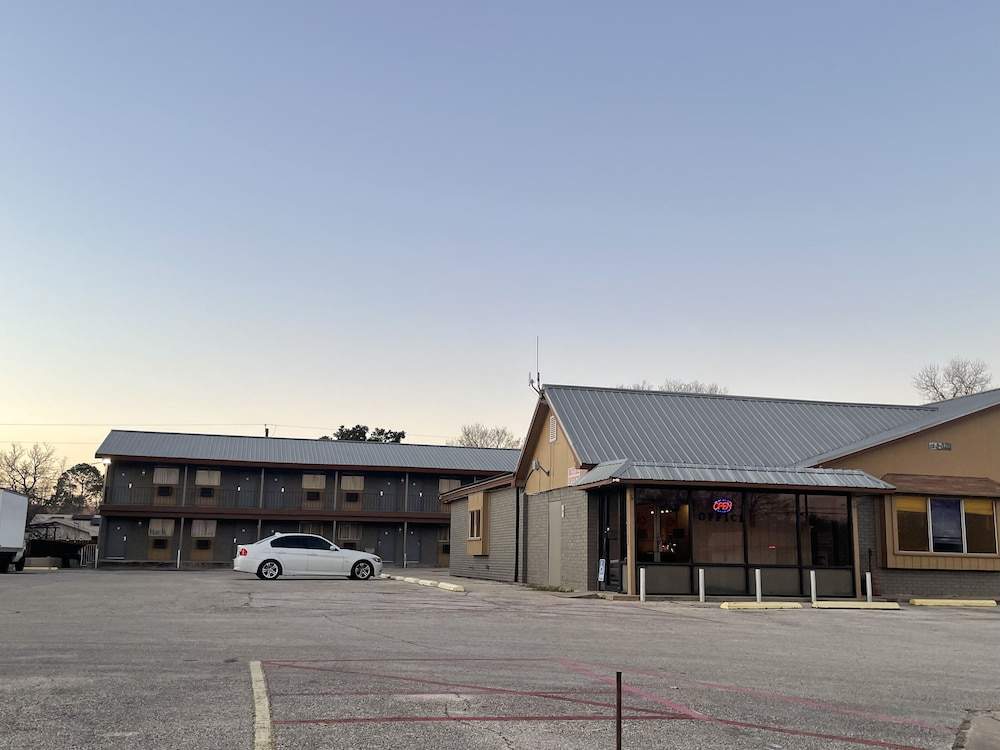 Sky Inn