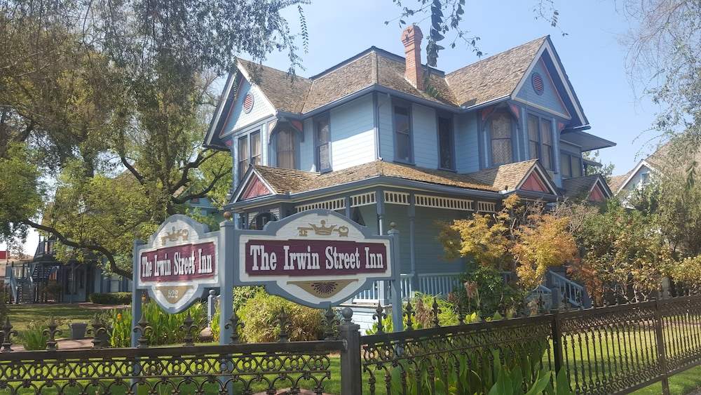 Irwin Street Inn