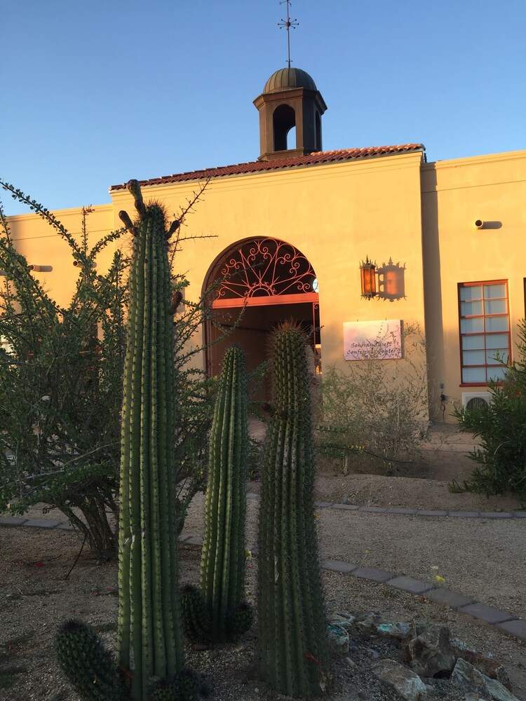 Sonoran Desert Inn & Conference Center