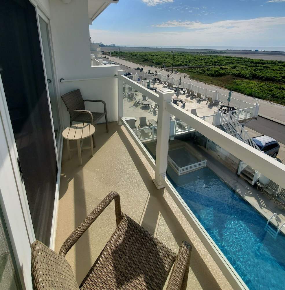 Water's Edge Ocean Resort