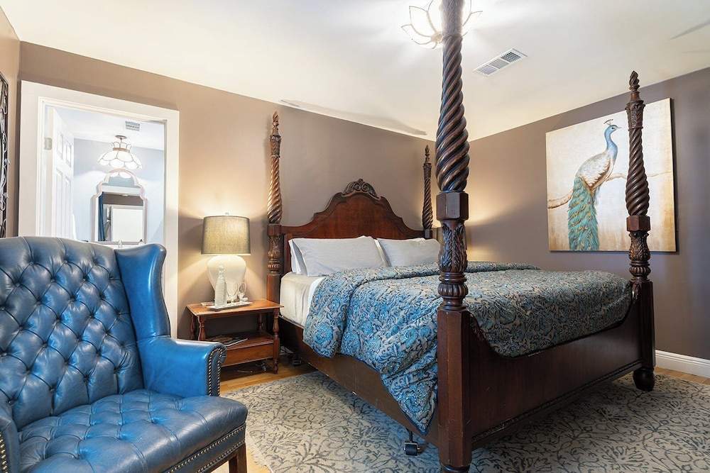 The August Inn