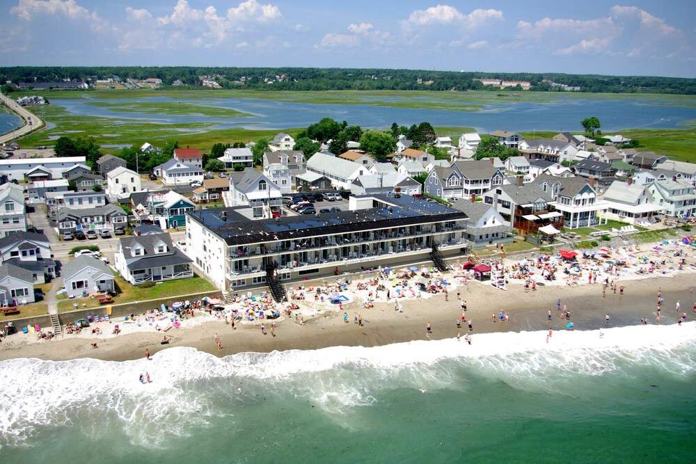 Atlantic Oceanfront Hotel