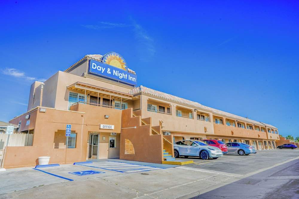 Day&Night Inn