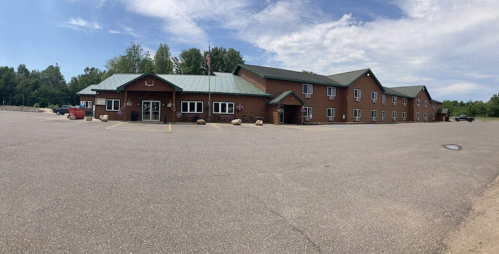 White Pine Lodge