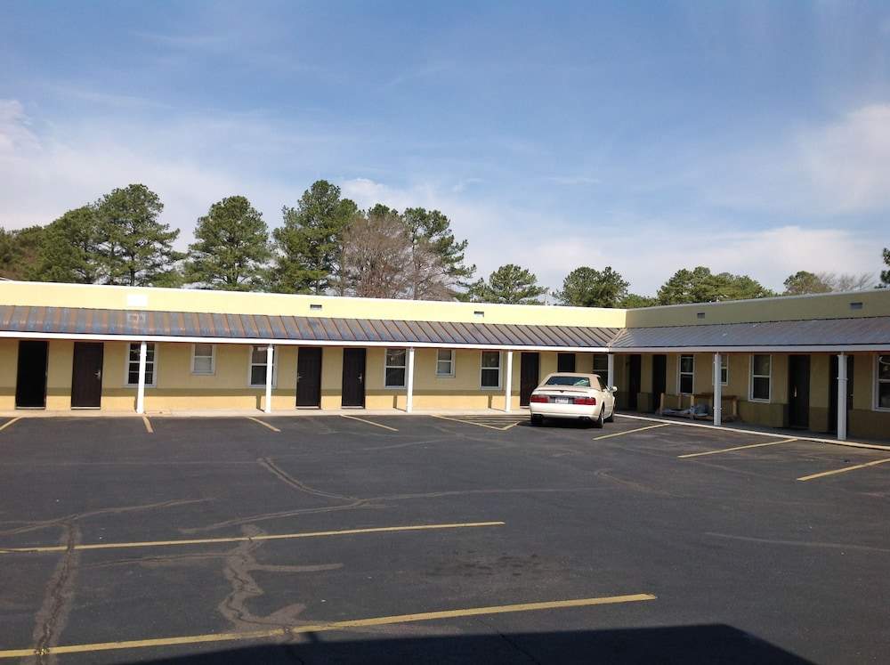 Budget Inn
